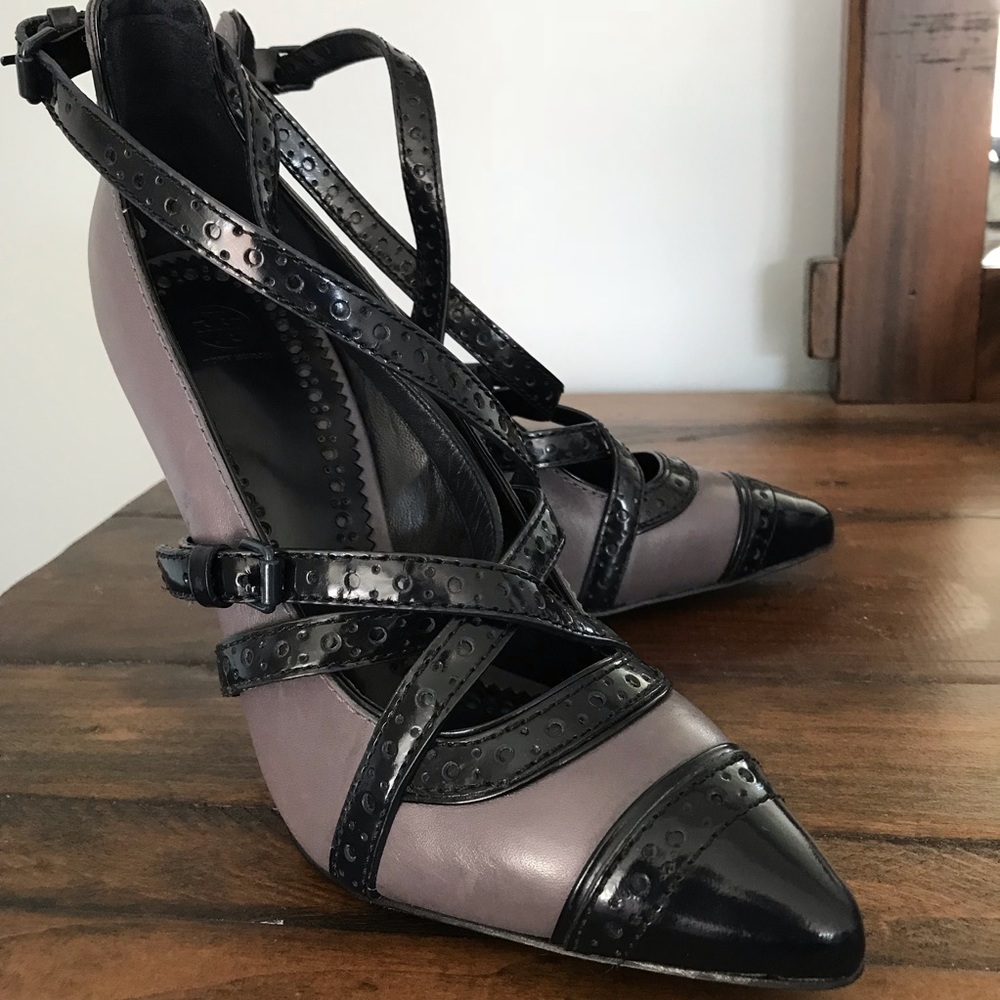 Sexy Tory Burch stilettos
